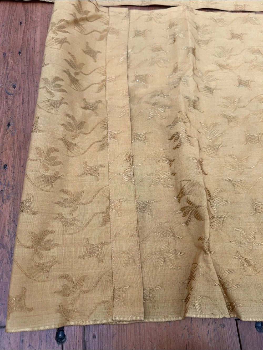 2 Fabric Panels Looks like spun gold Vintage 19